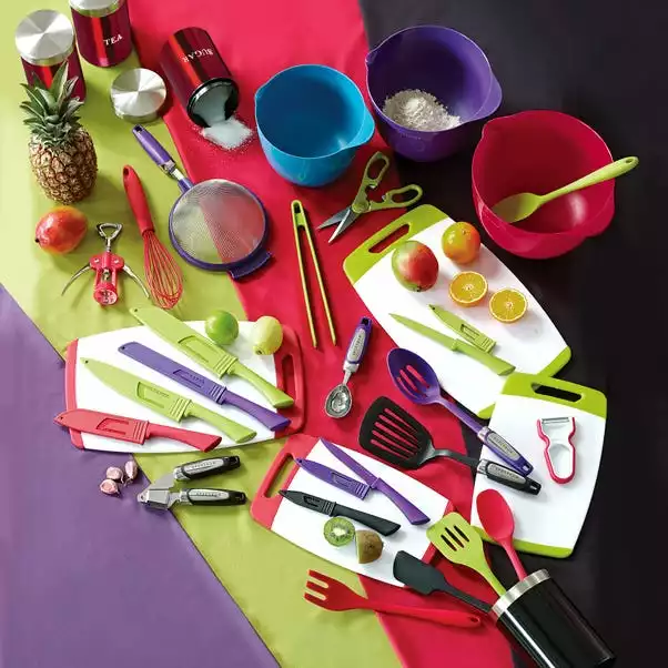 Spectrum Soft Touch Peeler 4 Spectrum Soft Touch Peeler - Image 2