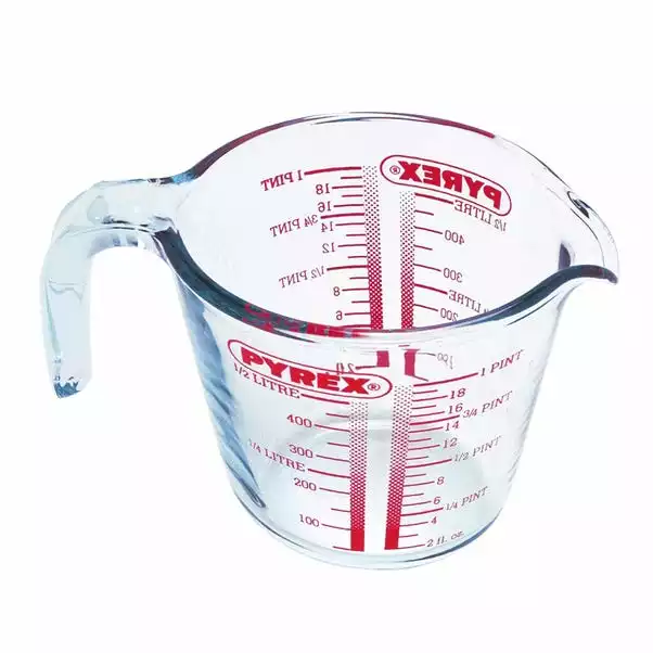 Pyrex Measuring Jug 6 Pyrex Measuring Jug - Image 4