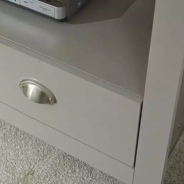 GFW Lancaster Corner TV Stand 8 GFW Lancaster Corner TV Stand - Image 6