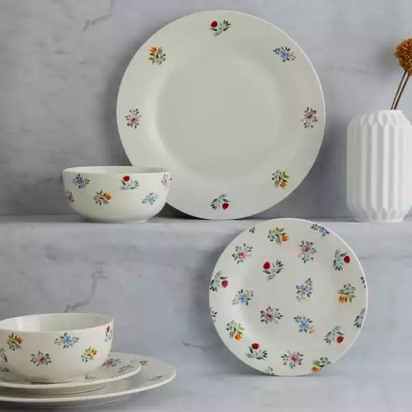 Dunelm Ditsy Floral 12 Piece Dinner Set 3 Dunelm Ditsy Floral 12 Piece Dinner Set