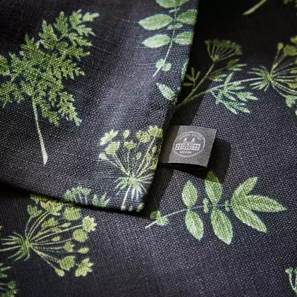 Natural History Museum Marsh Botanical Print Table Runner 6 Natural History Museum Marsh Botanical Print Table Runner - Image 4